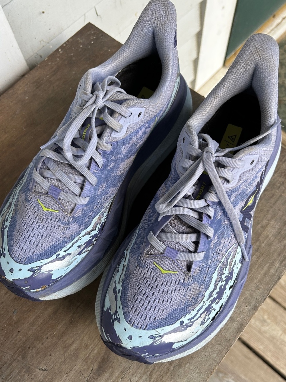 Hoka Stinson 7 cosmic Sky Meteor 9.5